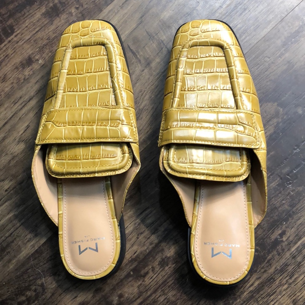 Marc Fisher Mule